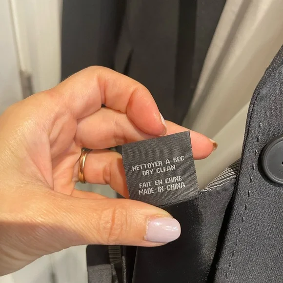 Mexx Charcoal women’s suit: Blazer& Skirt. Top is gift with purchase. Size xs-s Sport Coats & Blazers